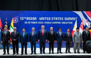 Leaders pose for the 13th annual U.S.-ASEAN Summit group photo 🇺🇸🌏