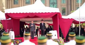 Prime Minister Shehbaz Sharif receives ‘Guard of Honour’ as he meets Malaysian premier Anwar Ibrahim at Perdana Putra