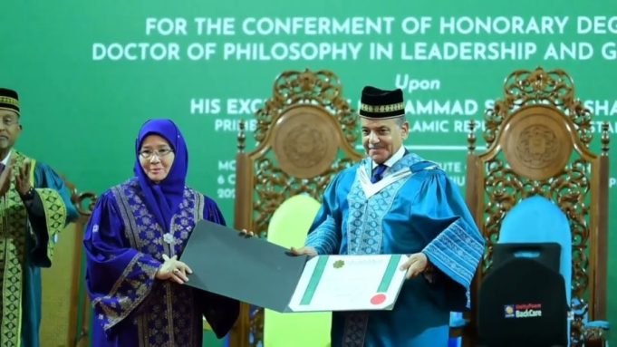 IIUM confers honorary doctorate on PM Shehbaz for exemplary leadership, public service