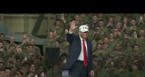 President Trump dances in Japan, praises U.S. troops: “God bless our heroes!” 🇺🇸🕺