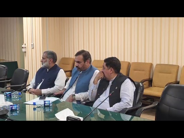 Sardar Yousaf directs private Hajj operators to complete remaining 20,000 pilgrim bookings by October 17