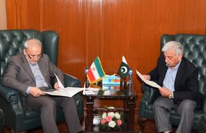 Pakistan, Iran to boost agri cooperation as both eye $10 billion trade target