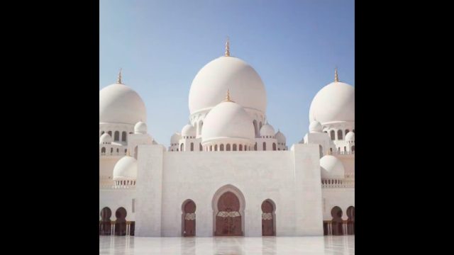 Canadian Prime Minister Mark Carney visits Sheikh Zayed Grand Mosque, calling it a symbol of peace and harmony