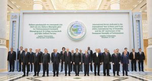 Prime Minister Shehbaz Sharif joins world leaders for the family photo at the International Forum marking the International Year of Peace and Trust 2025, the International Day of Neutrality, and the 30th Anniversary of Permanent Neutrality.