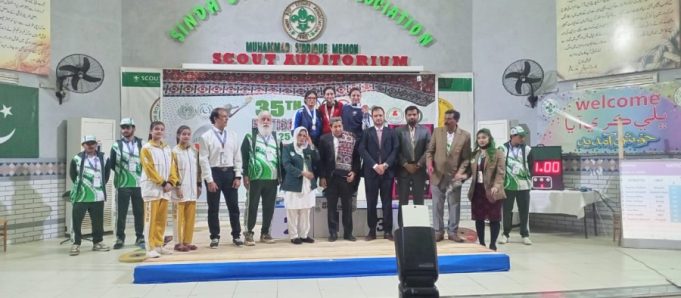 Trailblazer Arjumand Khan shatters stereotypes, wins gold in weightlifting at 35th National Games