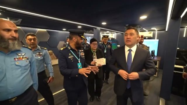 Kyrgyz president hails Pakistan’s high-tech progress during visit to NASTP
