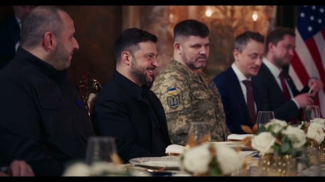 “Our meeting was excellent… we have made a lot of progress on ending that war – by far closer than ever before.” – President Donald J. Trump 🇺🇸🇺🇦