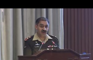 Field Marshal Asim Munir urges multi-domain preparedness during visit to National Defence University