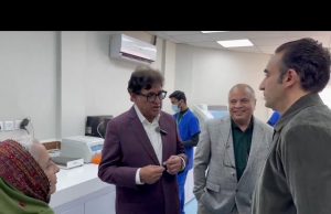 Bilawal Bhutto Zardari reviews free critical care services for children, newborns in Larkana