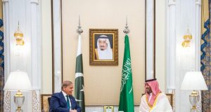 Pakistan, Saudi leadership confer on regional stability, unity of Ummah