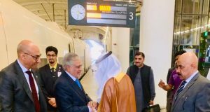 Ishaq Dar arrives in Jeddah to attend OIC Extraordinary Meeting, inaugurate new Pakistan Consulate Chancery