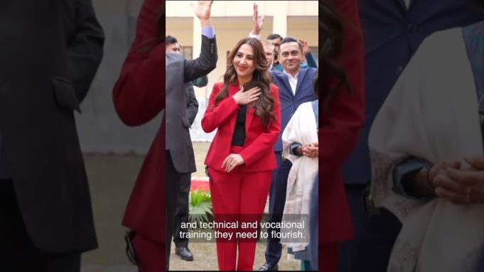 Chargé d’Affaires Baker inaugurates new KFC outlet in Nowshera, promoting community development and inclusive employment opportunities for deaf youth.