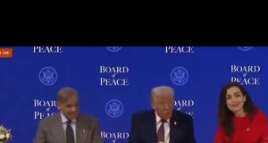 US President Donald Trump, at World Economic Forum in Davos, asks about Field Marshal Asim Munir, as the Prime Minister Shehbaz Sharif points him out during the interaction