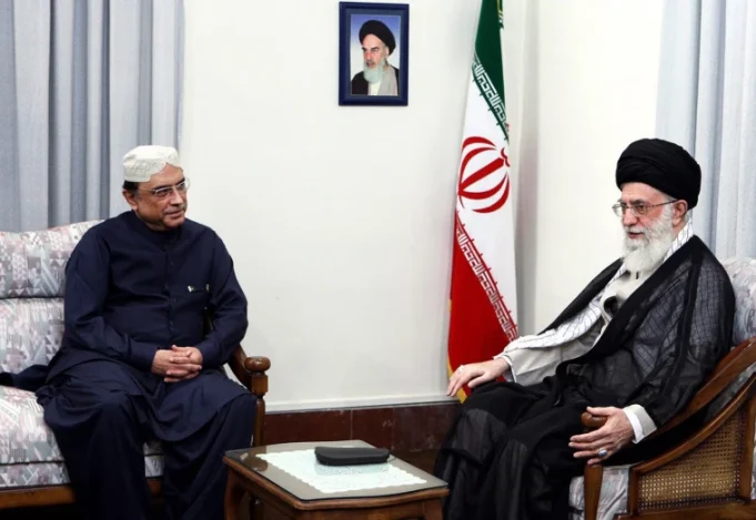 President Zardari extends congratulations to Iran on 47th anniversary of Islamic revolution