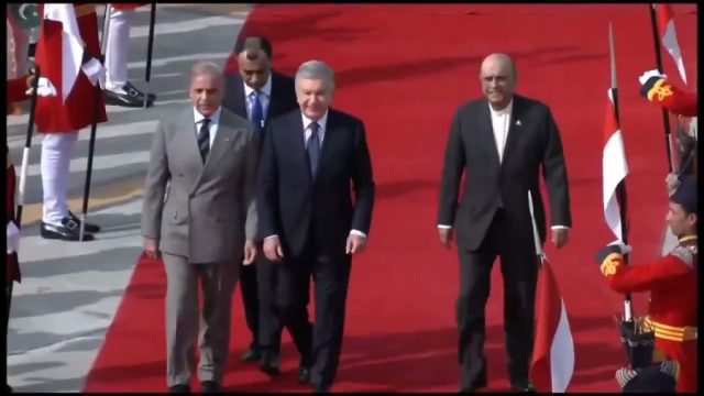 Pakistan welcomes Uzbek President Shavkat Mirziyoyev, vows to deepen regional cooperation, connectivity