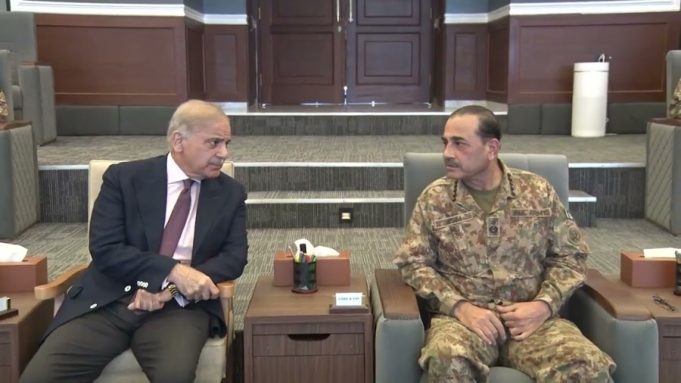 PM Shehbaz visits GHQ, vows zero tolerance against militancy amid Pakistan–Afghanistan tensions
