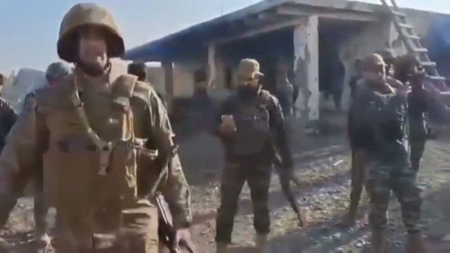 Footage shows a captured Afghan Taliban post as Pakistan Army’s elite Special Service Group (SSG) operates deep inside Afghan territory during ongoing security operations.