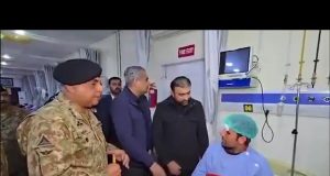 Top civil–military leadership visits injured police at CMH Quetta, reaffirms resolve against terrorism