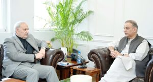 Pakistan reaffirms solidarity with Iran, pledges stronger bilateral ties