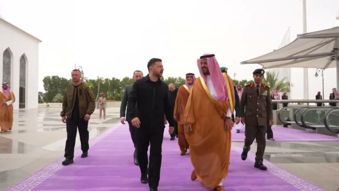 Arriving in Saudi Arabia, President Volodymyr Zelenskyy said key meetings are scheduled, expressing appreciation for continued support and reaffirming readiness to work with partners to strengthen security.
