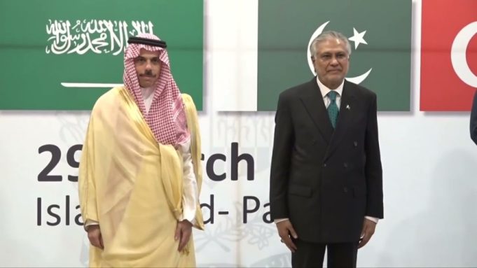 Four-nation talks in Islamabad back dialogue, support Pakistan’s role in US-Iran peace efforts