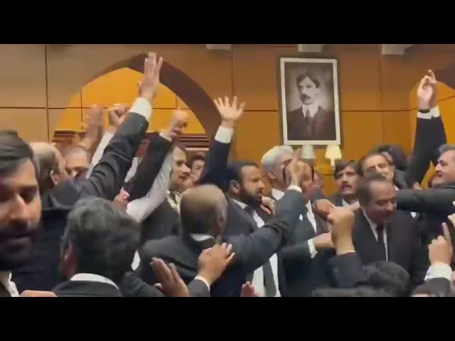 Physical altercation breaks out between lawyers inside Lahore High Court amid bar association polls; colleagues filmed rather than intervening