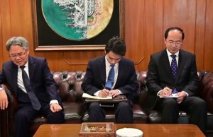 Dar meets Chinese envoy, discusses post-Islamabad Talks developments; Beijing lauds Pakistan’s diplomatic role