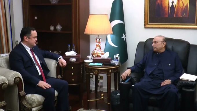 President Zardari, Uzbek Envoy discuss trade, connectivity, regional integration