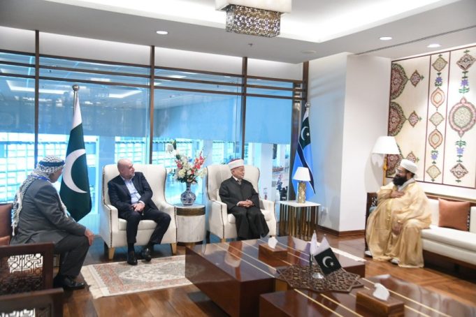 Grand Mufti, Chief Justice of Palestine arrive in Pakistan for Int’l Paigham-e-Islam Conference