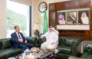 Saudi, Algerian envoys discuss matters of mutual interest