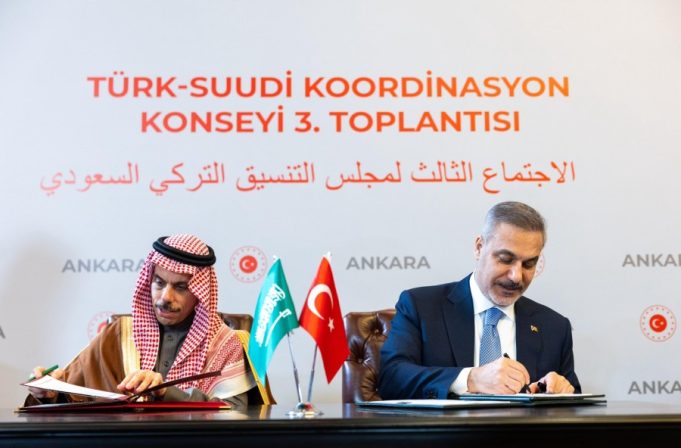Türkiye, Saudi Arabia hold 3rd Coordination Council meeting, sign visa exemption agreement