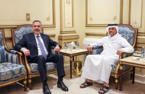 Hakan Fidan meets Qatari deputy prime minister in Doha