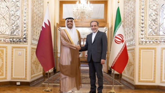 Qatar PM, Iranian FM discuss ongoing talks, stress peaceful resolution, Strait of Hormuz stability