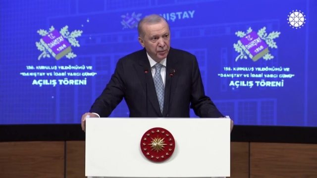 Erdoğan calls for new civilian constitution, says Türkiye must overcome legacy of coups
