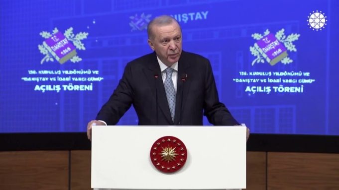 Erdoğan calls for new civilian constitution, says Türkiye must overcome legacy of coups