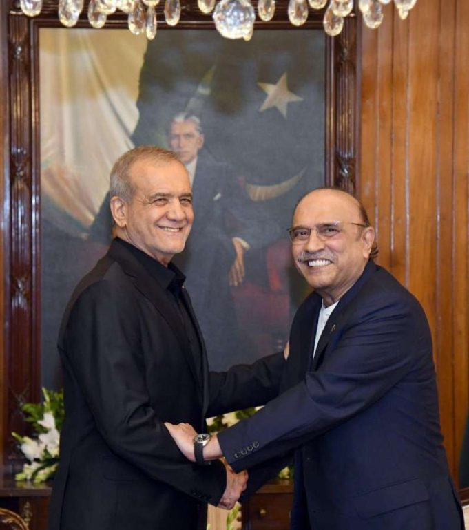 Pezeshkian lauds Pakistan’s peace diplomacy, reaffirms commitment to stronger strategic partnership