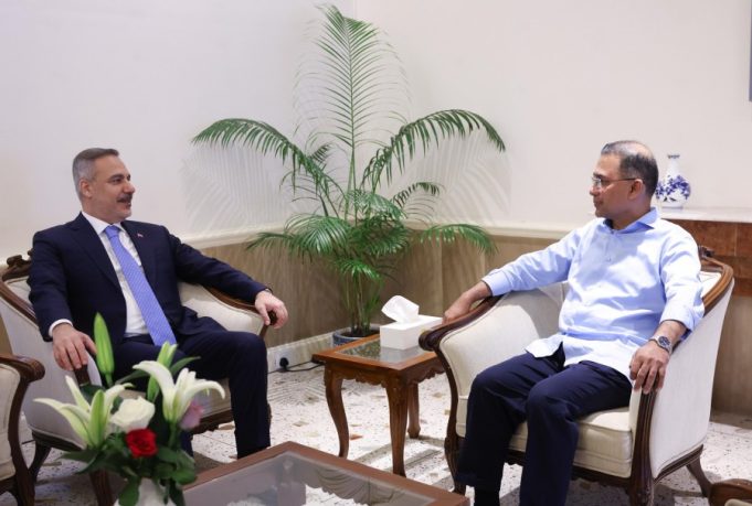 Türkiye, Bangladesh pledge deeper cooperation as Fidan concludes Asia-Pacific tour