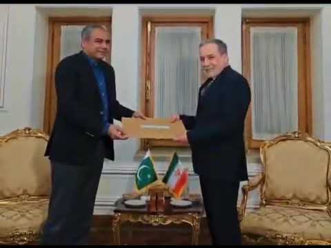 Interior Minister Syed Mohsin Naqvi meets Iranian Foreign Minister Seyed Abbas Araghchi in Tehran