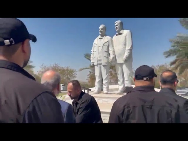 Iranian FM Araghchi visits memorial site of Soleimani and al-Muhandis near Baghdad Airport