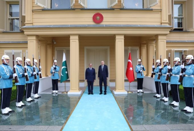 Erdoğan says Islamabad Agreement brought global relief, vows stronger Türkiye-Pakistan partnership