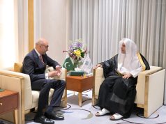 MWL chief, Pakistan envoy discuss strengthening bilateral cooperation