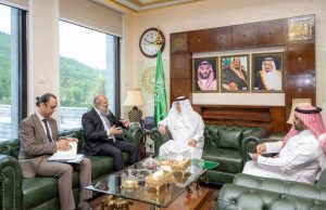 Saudi Ambassador, Pakistan’s Commerce Minister discuss strengthening bilateral economic cooperation