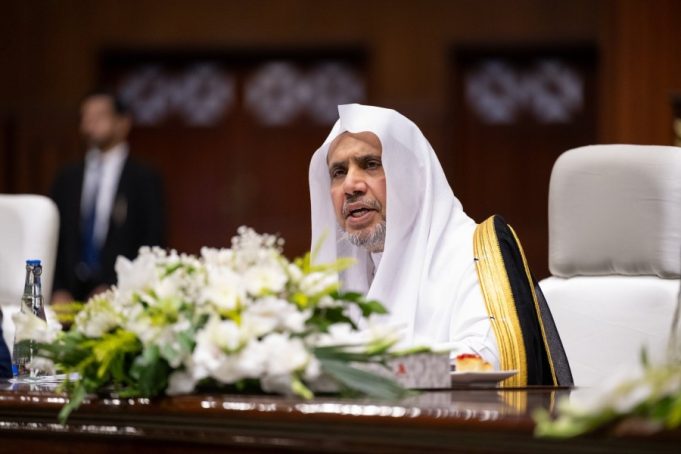 President approves Nishan-e-Khidmat for MWL Chief Dr. Al-Issa