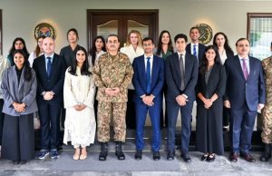 COAS Asim Munir interacts with Harvard Business School students in Rawalpindi