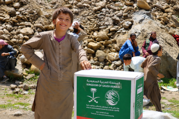 KSrelief distributes 500 food baskets to flood-hit families in Afghanistan’s Nuristan