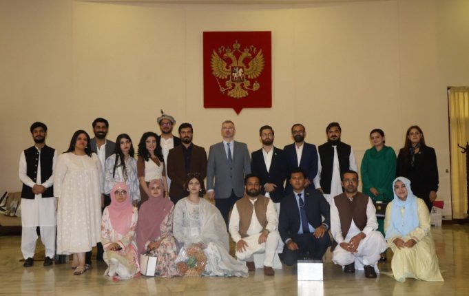Russia, Pakistan explore new opportunities for youth cooperation