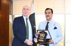 Gilani calls for stronger Pakistan-Australia parliamentary, bilateral ties
